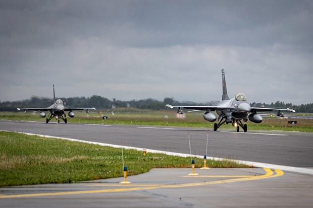 NATO tăng cường triển khai khí tài tới biển Baltic sau loạt sự cố UAV xâm nhập