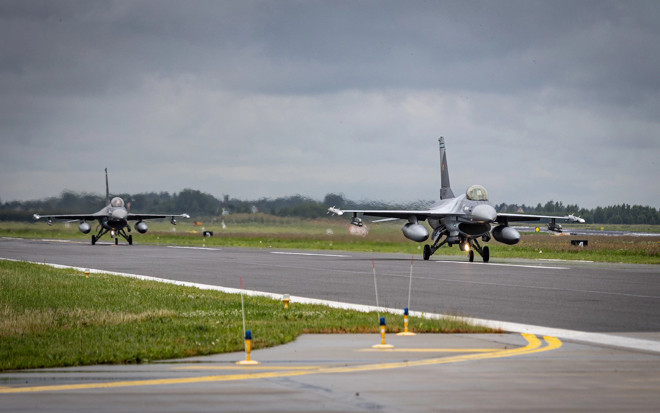 nato uav xam nhap.jpg