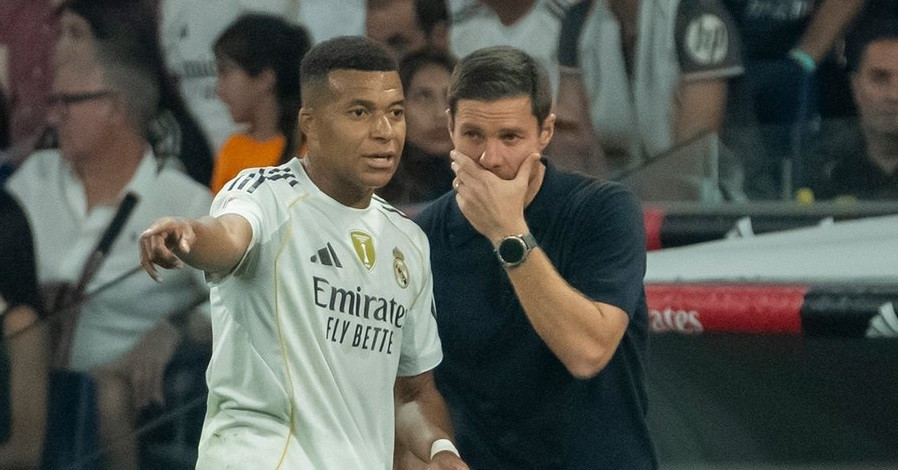 Real thủng 5 bàn trước Atletico sau 75 năm, Xabi chỉ thẳng vấn đề