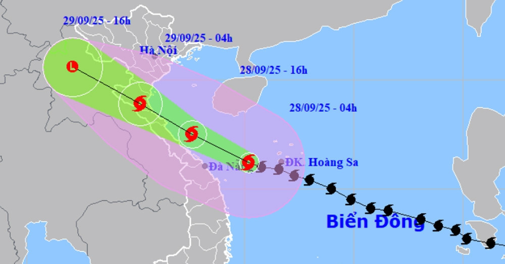 Thủ tướng: Thành lập Ban chỉ đạo tiền phương tại các tỉnh tâm bão số 10 đi qua