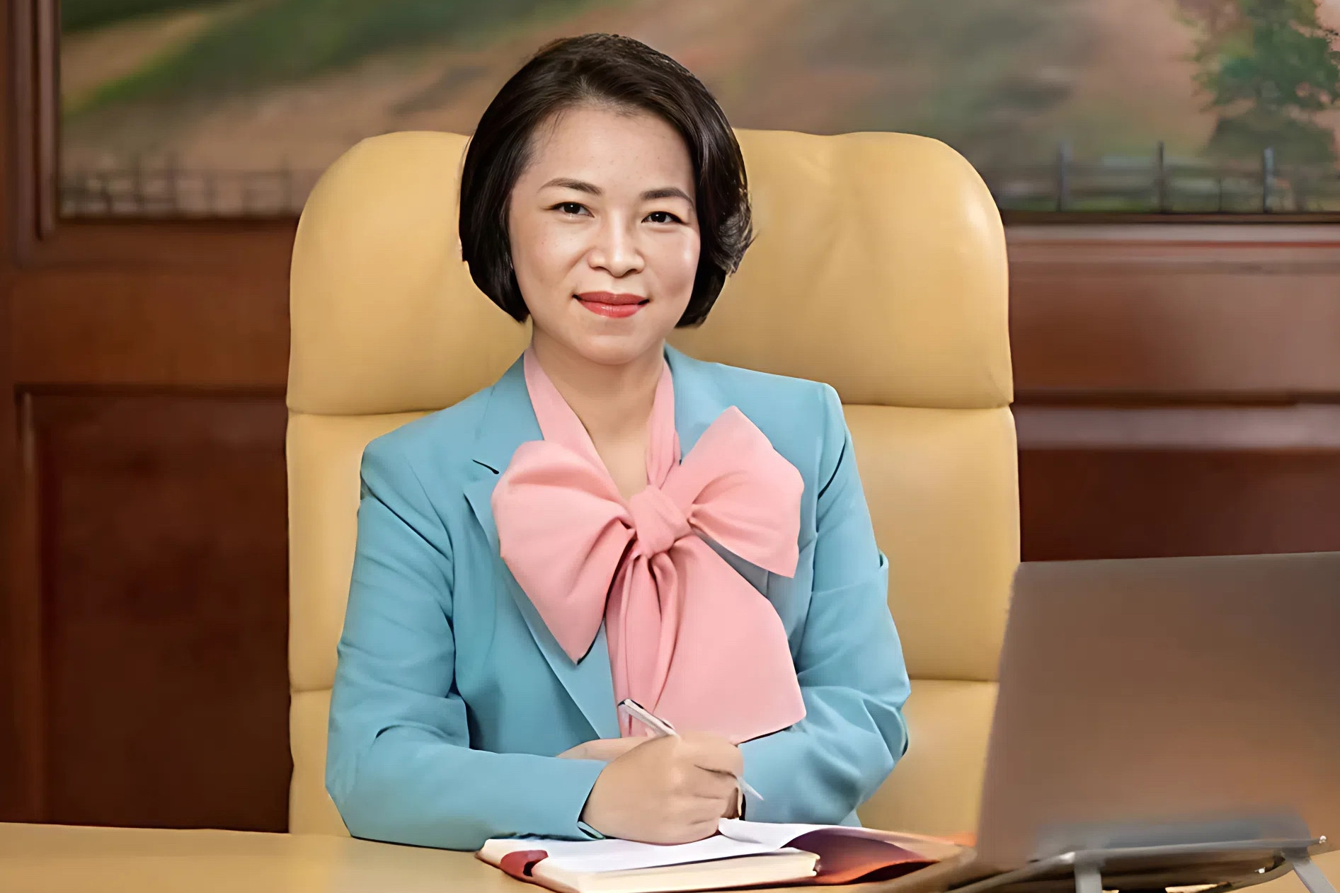 Việt Nam có nữ tỷ phú USD thứ hai; FLC tiếp quản lại Bamboo Airways