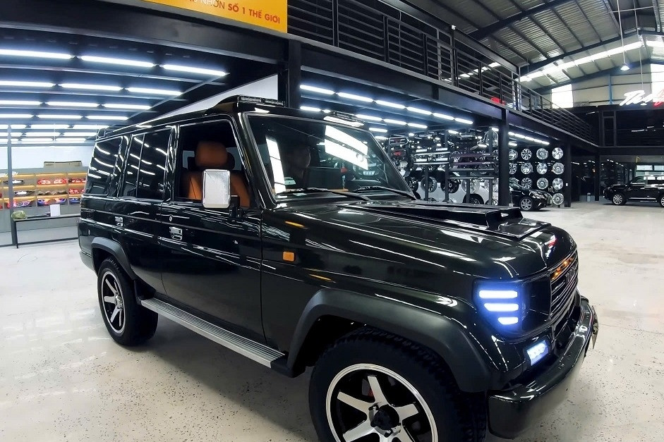 Xe SUV sang Land Cruiser Prado 1993 độ Mercedes-AMG G63 giá lên tới 800 triệu