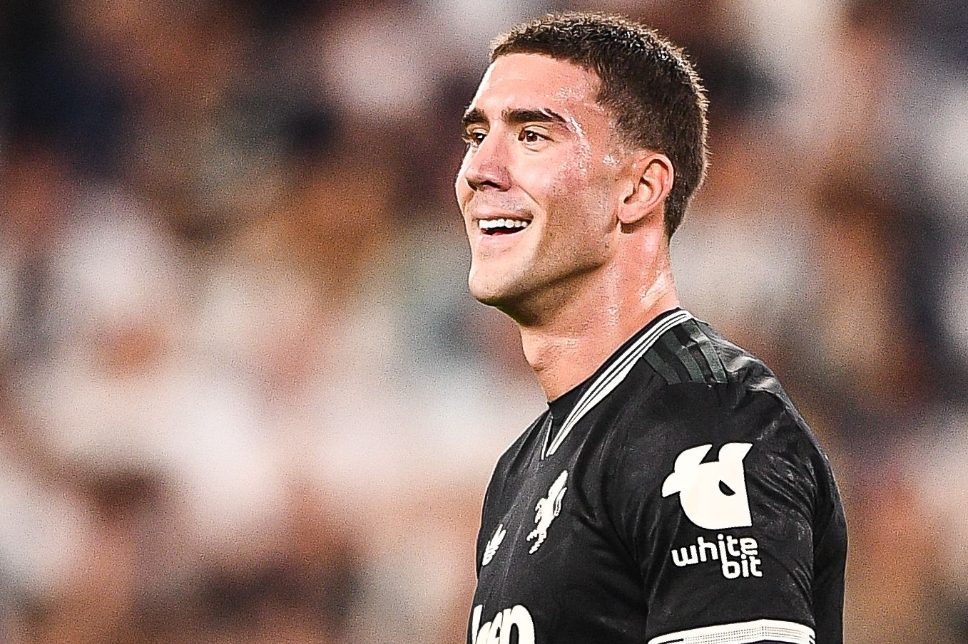 Tin tức về chuyển nhượng 29/9: MU lấy Vlahovic, Conte ‘chỉnh’ De Bruyne