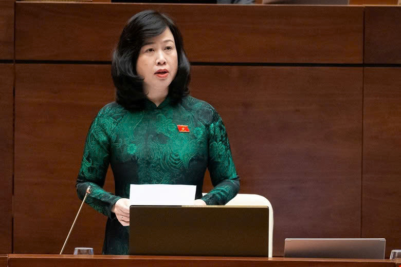 Bộ trưởng Y tế trả lời về kiến nghị ổn định mức thu BHYT ít nhất 5 năm