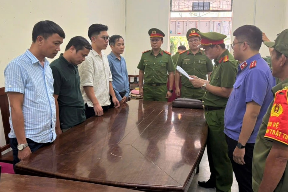 Khởi tố 4 đối tượng liên quan vụ mỏ cát được đấu giá từ 1,2 tỷ lên 370 tỷ đồng