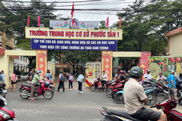 Nhà trường thông báo khẩn, yêu cầu phụ huynh đón 1.300 học sinh về sớm