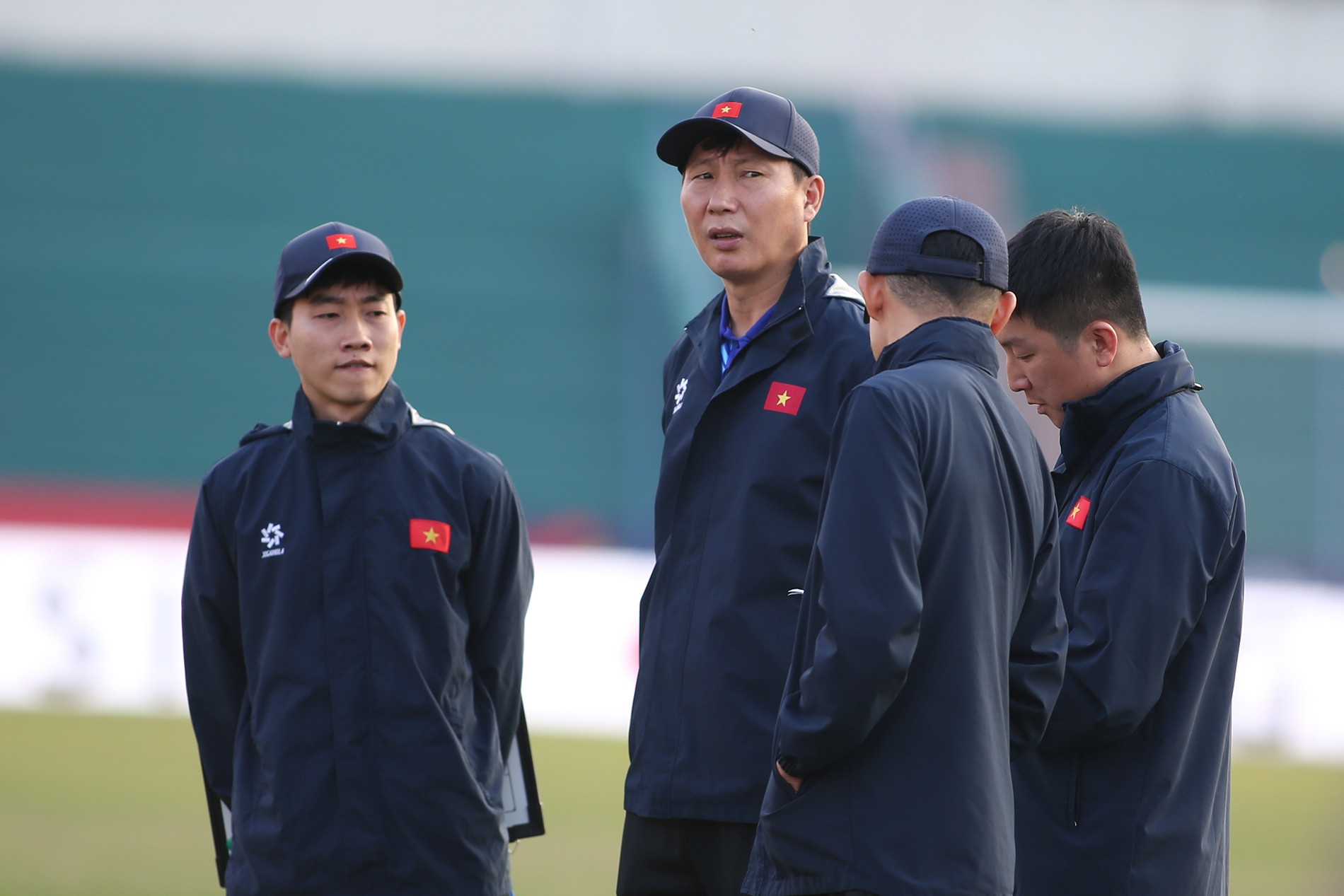Nhiều thách thức cho HLV Kim Sang Sik