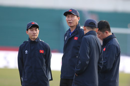 Nhiều thách thức cho HLV Kim Sang Sik