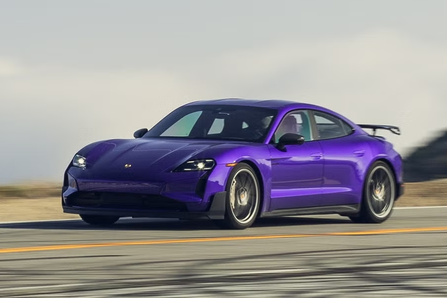Porsche taycan 2025.avif