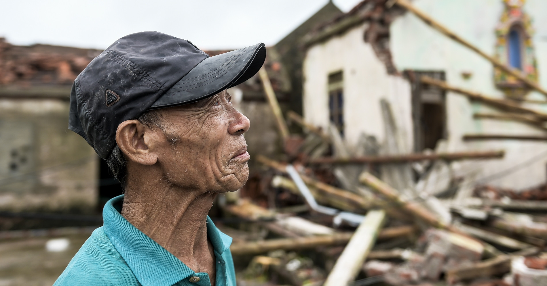 Giông lốc kinh hoàng ở Ninh Bình khiến 9 người chết: Nhân chứng kể phút sinh tử