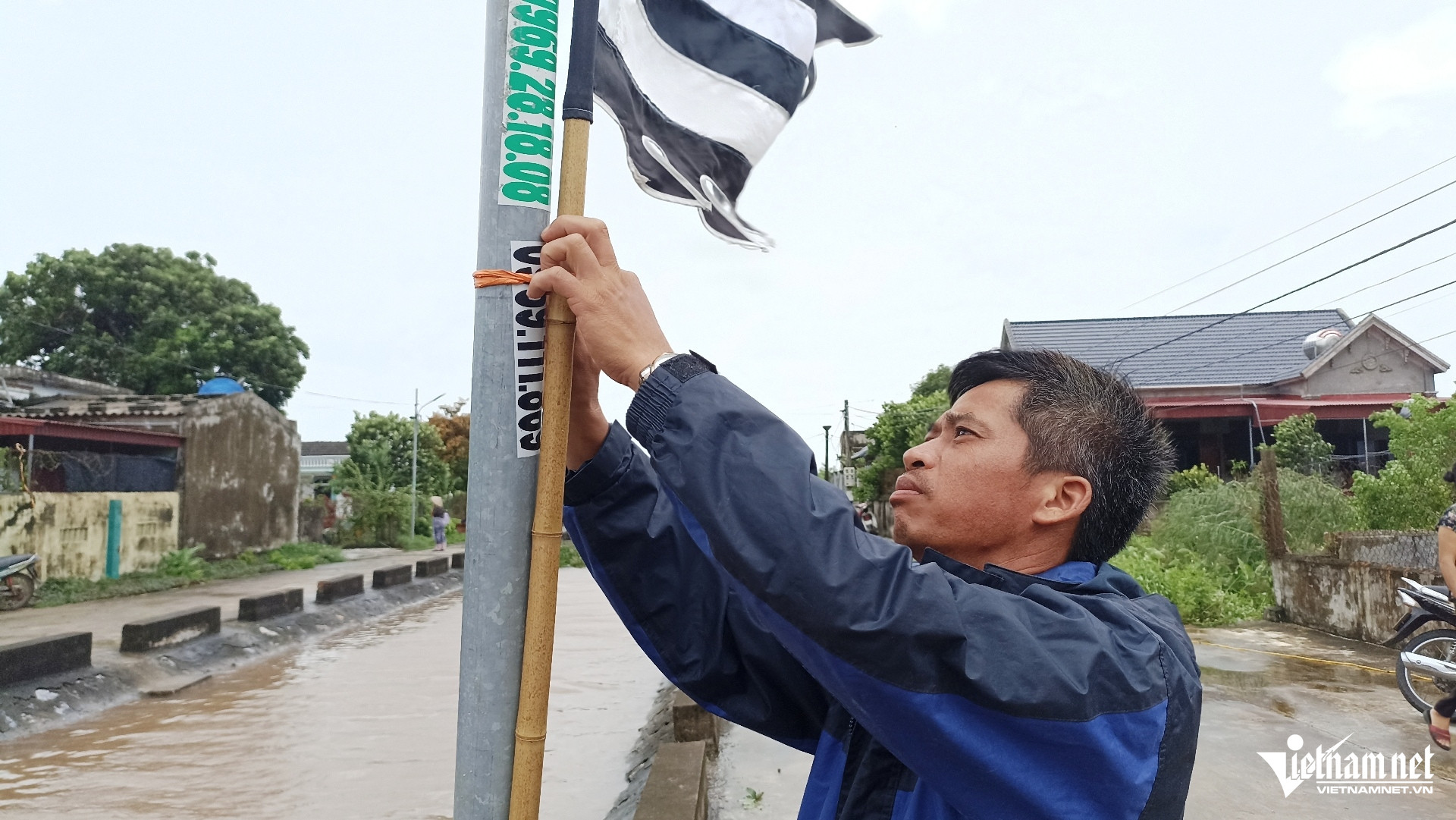 W-Chất bình  4.jpg