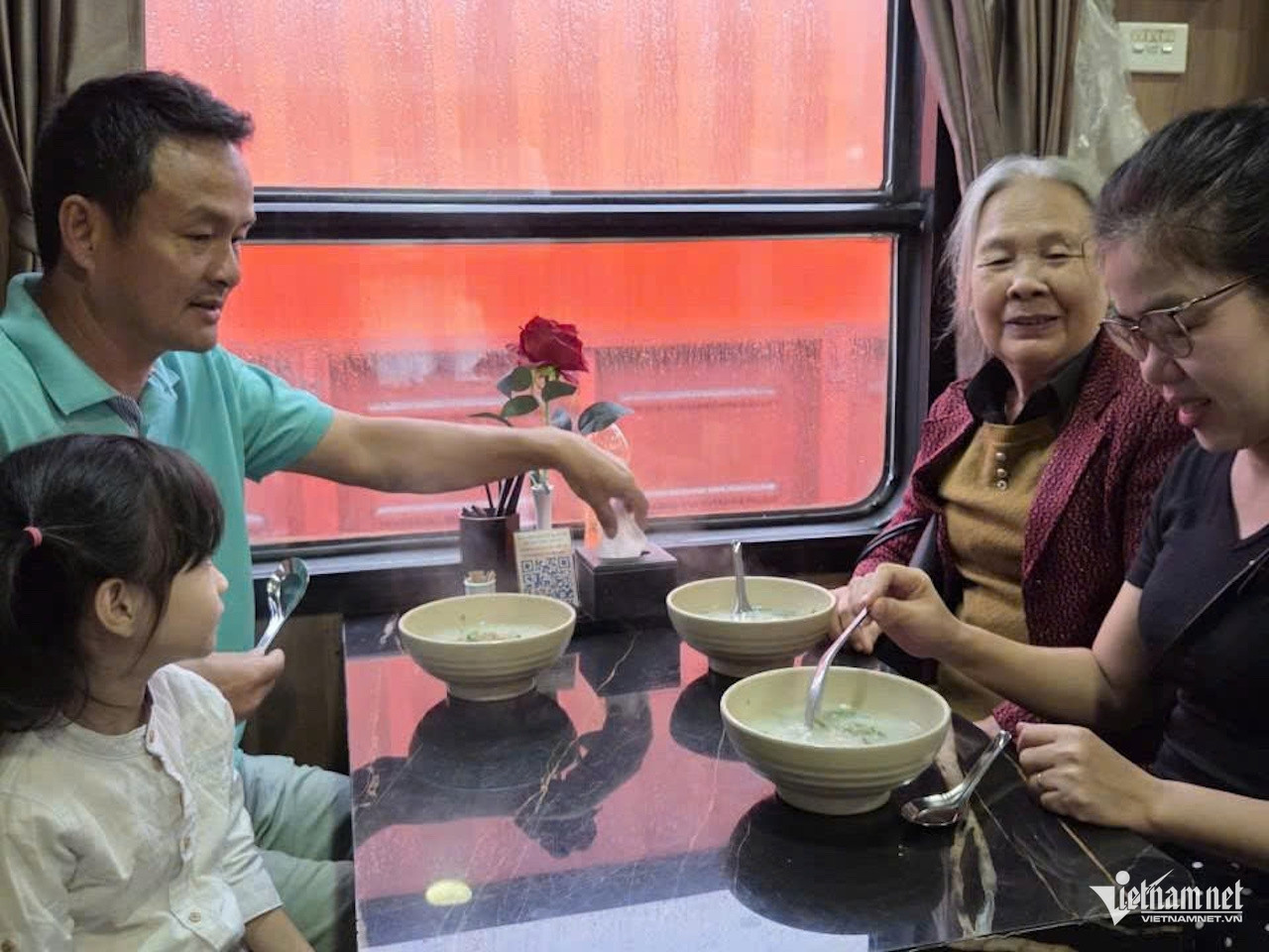 W-d192608a 31b6 401e 8cfa e0380e43b4ff.jpeg