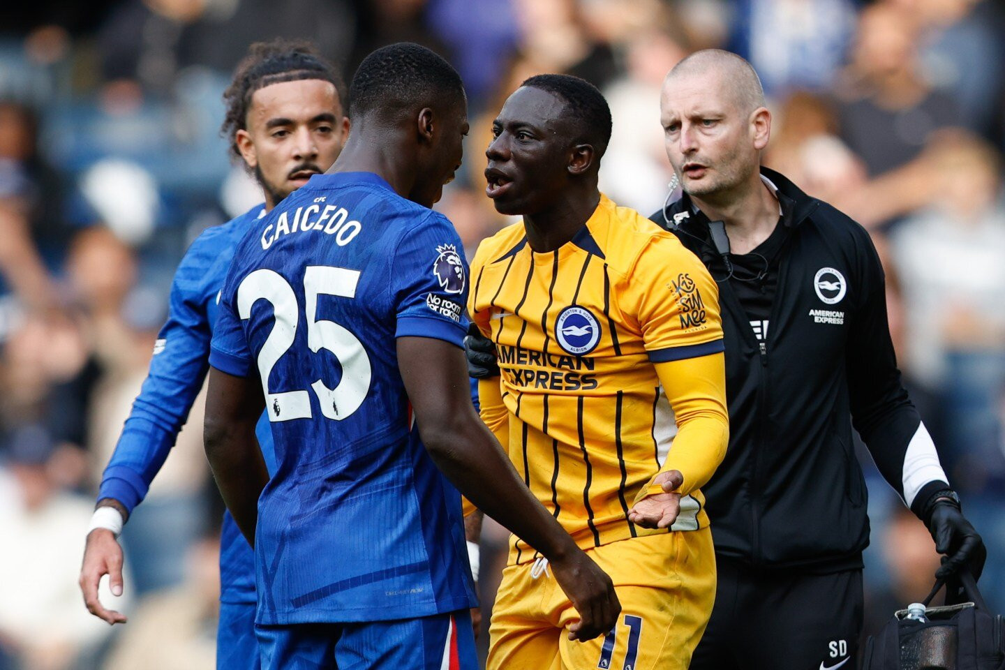 www_thesun_co_uk yankuba minteh brighton clash english 1027011964.jpg