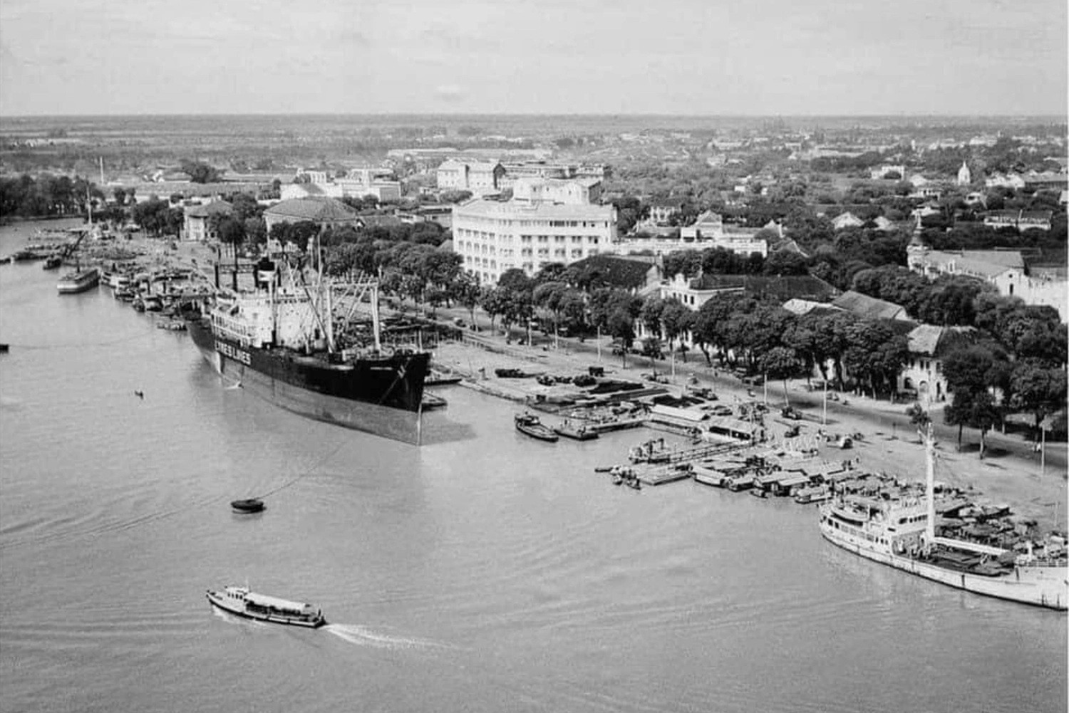 Ảnh 2 saigon cho lon 11 1753175698.jpg