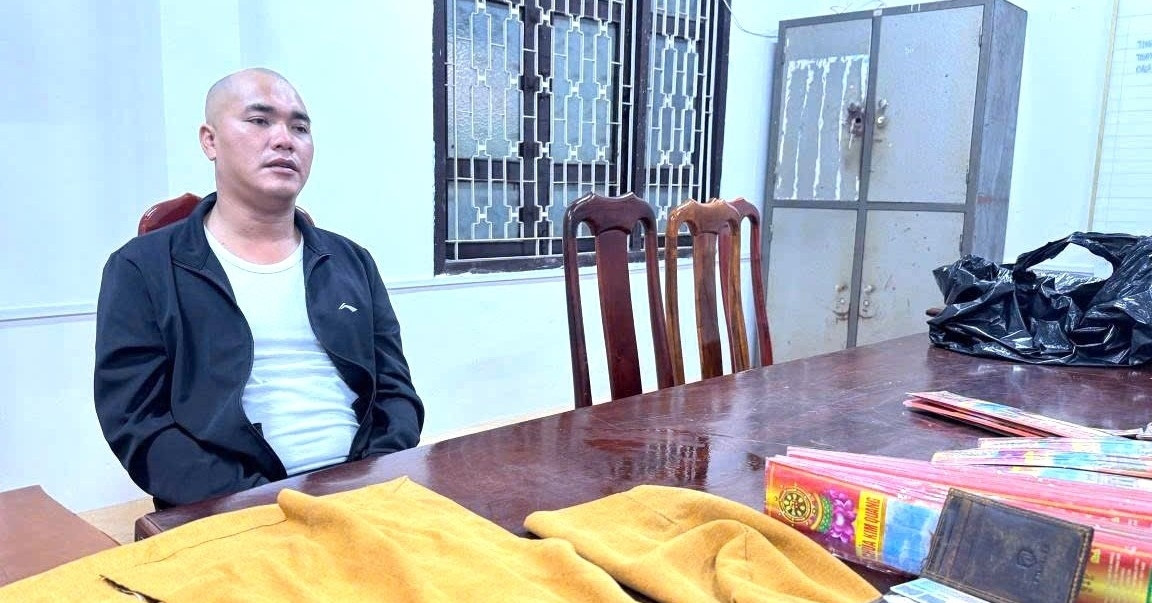 Chiếm đoạt tiền triệu với thủ đoạn dọa &amp;apos;có vong nhi theo&amp;apos;