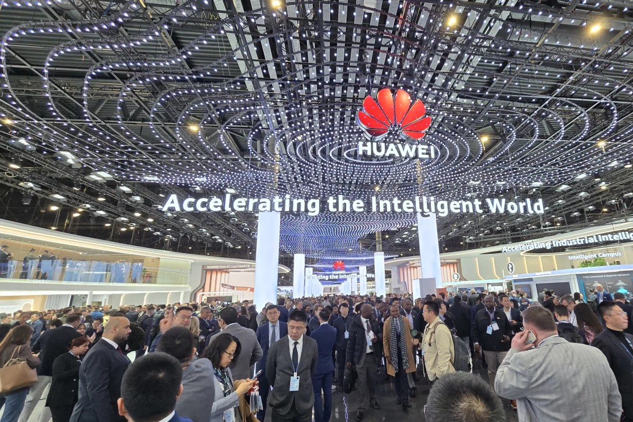 Đòn 'hồi mã thương' của Huawei: Công nghệ Trung Quốc thách thức siêu cường Mỹ