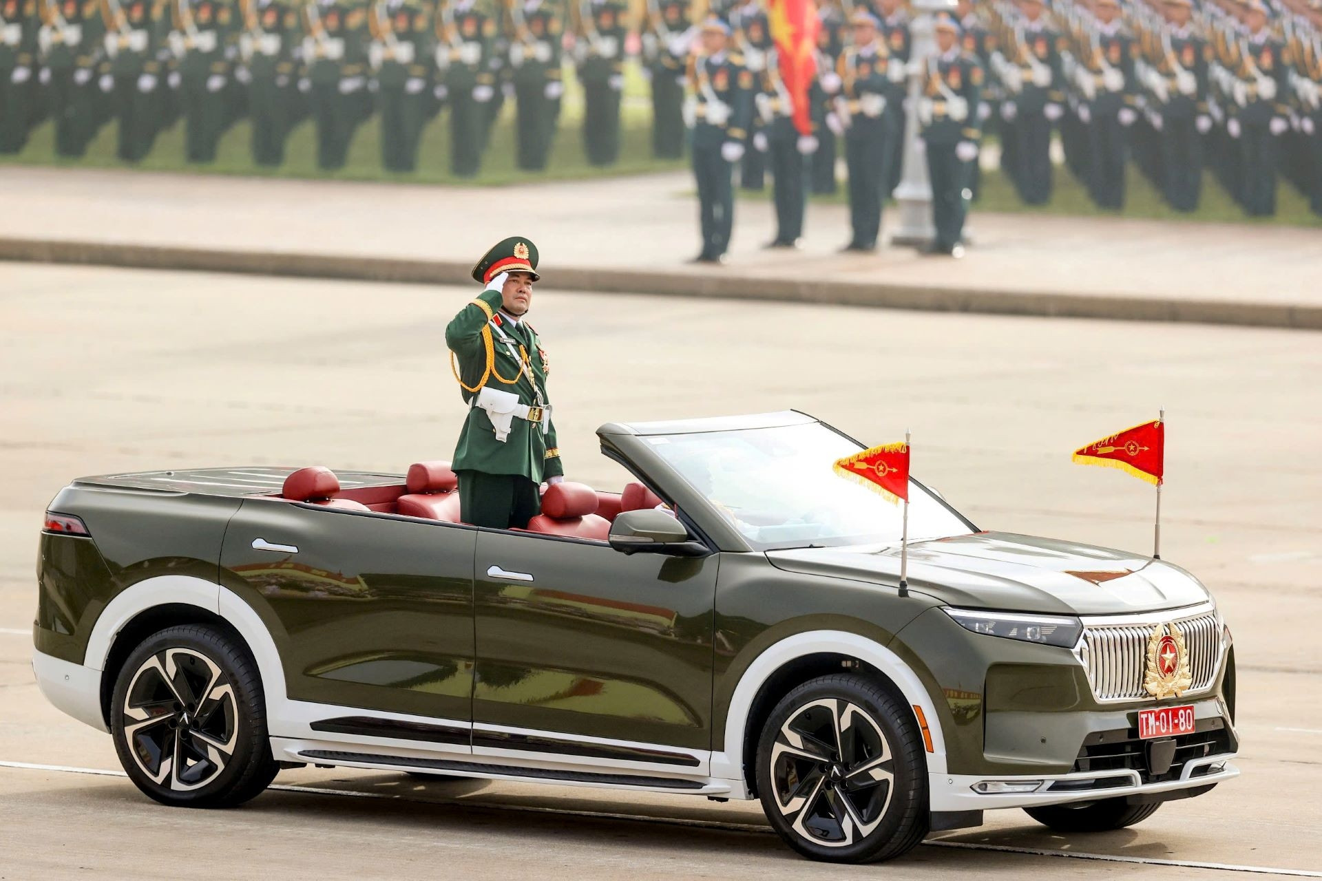 Dư âm đầy tự hào về dàn xe biểu tượng công nghiệp ô tô Việt trong sự kiện A80