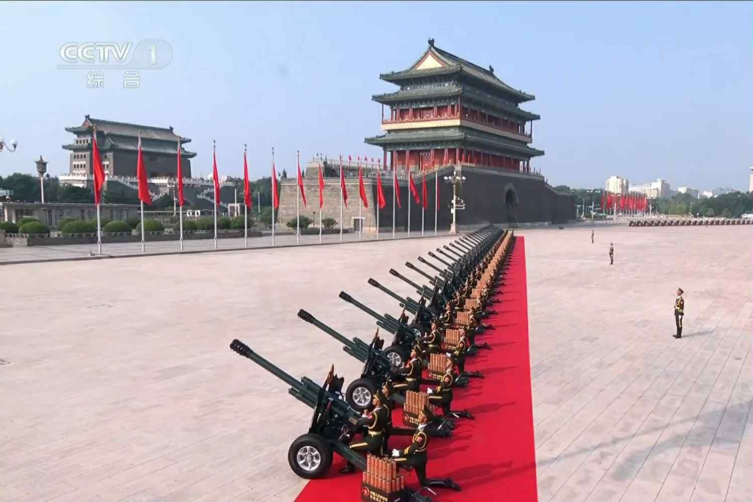 khai mac duyet binh.jpg