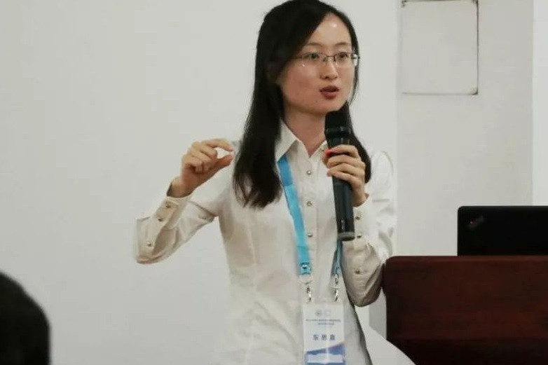 Nữ giáo sư qua đời ở tuổi 33 và khoảng tối trong cuộc đua học thuật khốc liệt