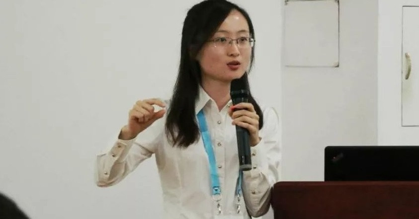 Nữ giáo sư qua đời ở tuổi 33 và khoảng tối tron...