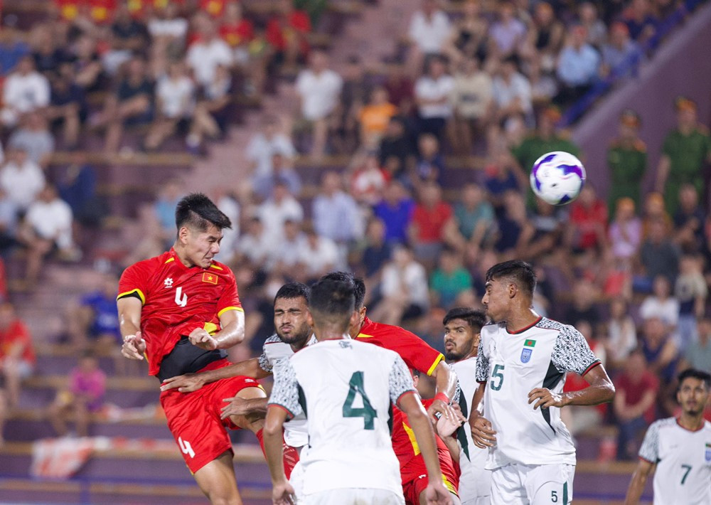 U23 Viet nam vs U23 Bangladesh 2.jpg