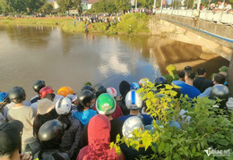 W-resized_crowd_1920.jpeg