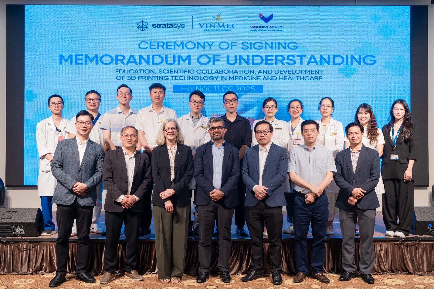 2 Vinmec và VinUni.png