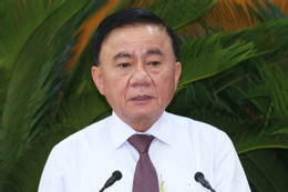 Bộ Chính trị yêu cầu kiểm điểm việc chậm chi trả chế độ với cán bộ nghỉ do sắp xếp