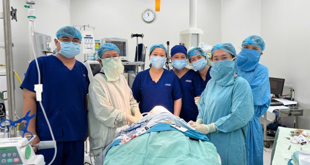 Cấp cứu cho bé trai ở TPHCM bị chó béc-giê cắn biến dạng mặt