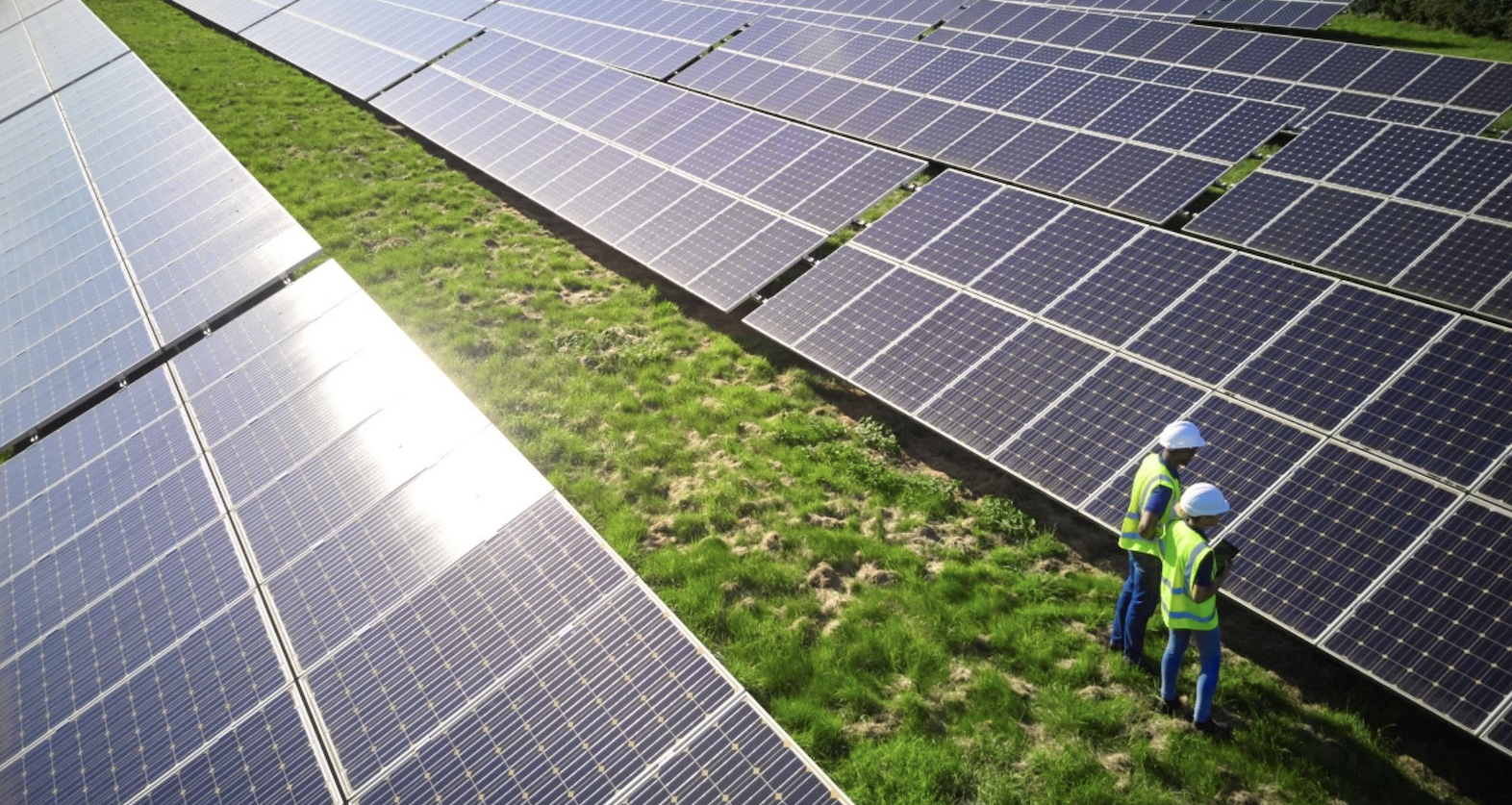 Điện mặt trời, điện gió hứng "cơn gió ngược", gần triệu người mất việc