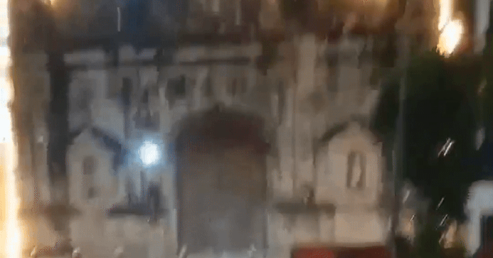 Động đất rung chuyển miền trung Philippines