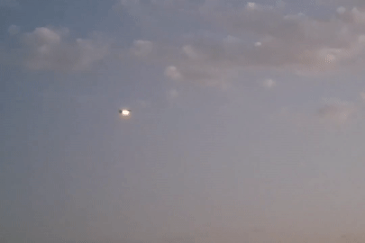 Hình ảnh tiêm kích MiG-29 của Nga bay lượn trên bầu trời Iran