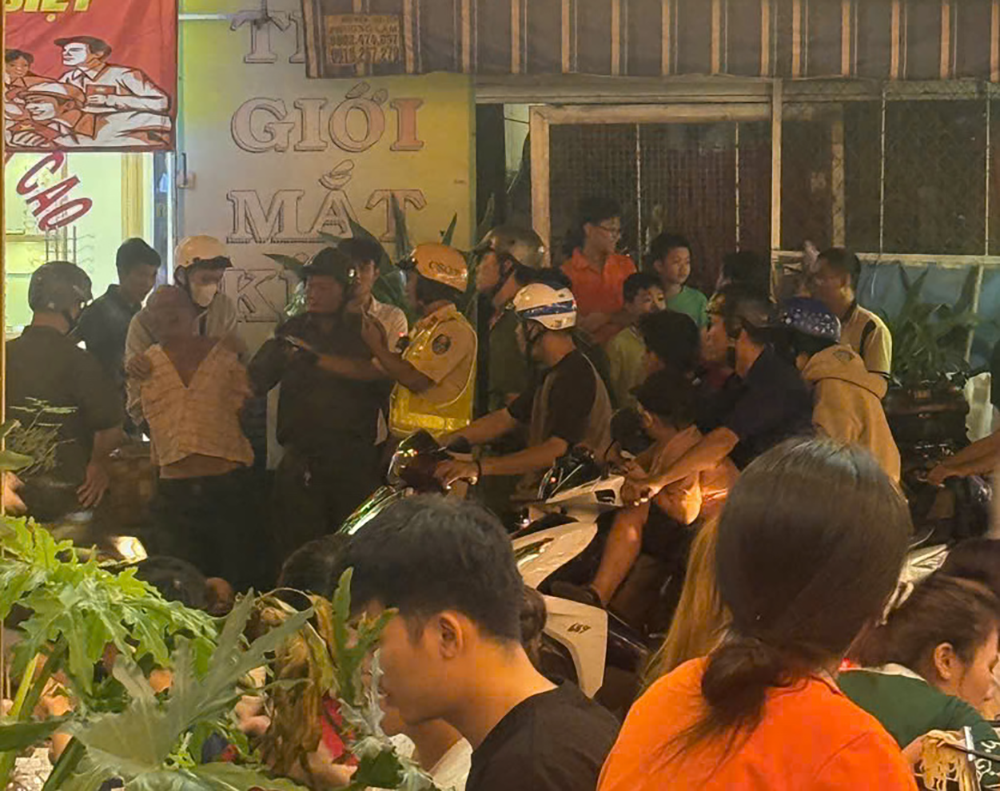 nguoi thi hanh cong vu 2.png