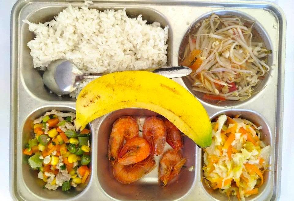 Phụ huynh phấn khởi vì suất ăn bán trú được hỗ trợ 20.000 đồng