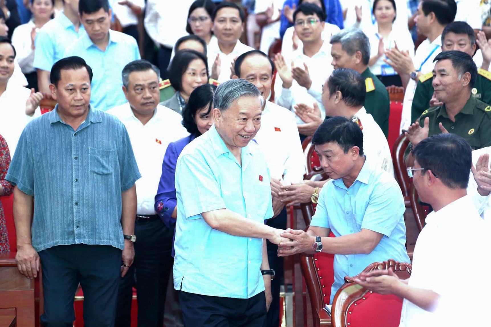 tong bi thu 3057.jpg