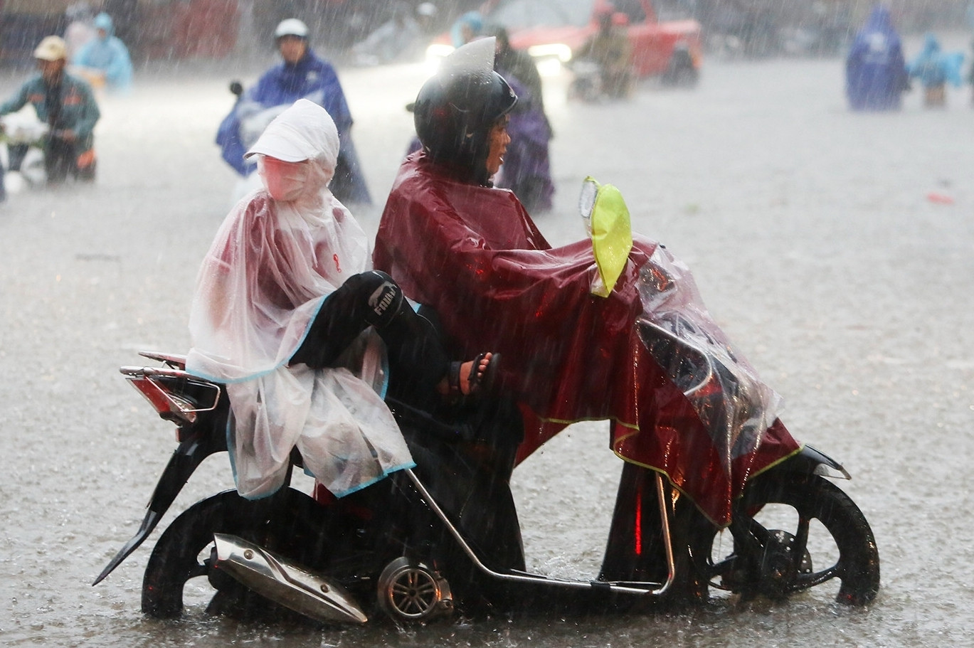 Tổng Bí thư yêu cầu không để người dân đói, rét, không có chỗ ở do mưa bão