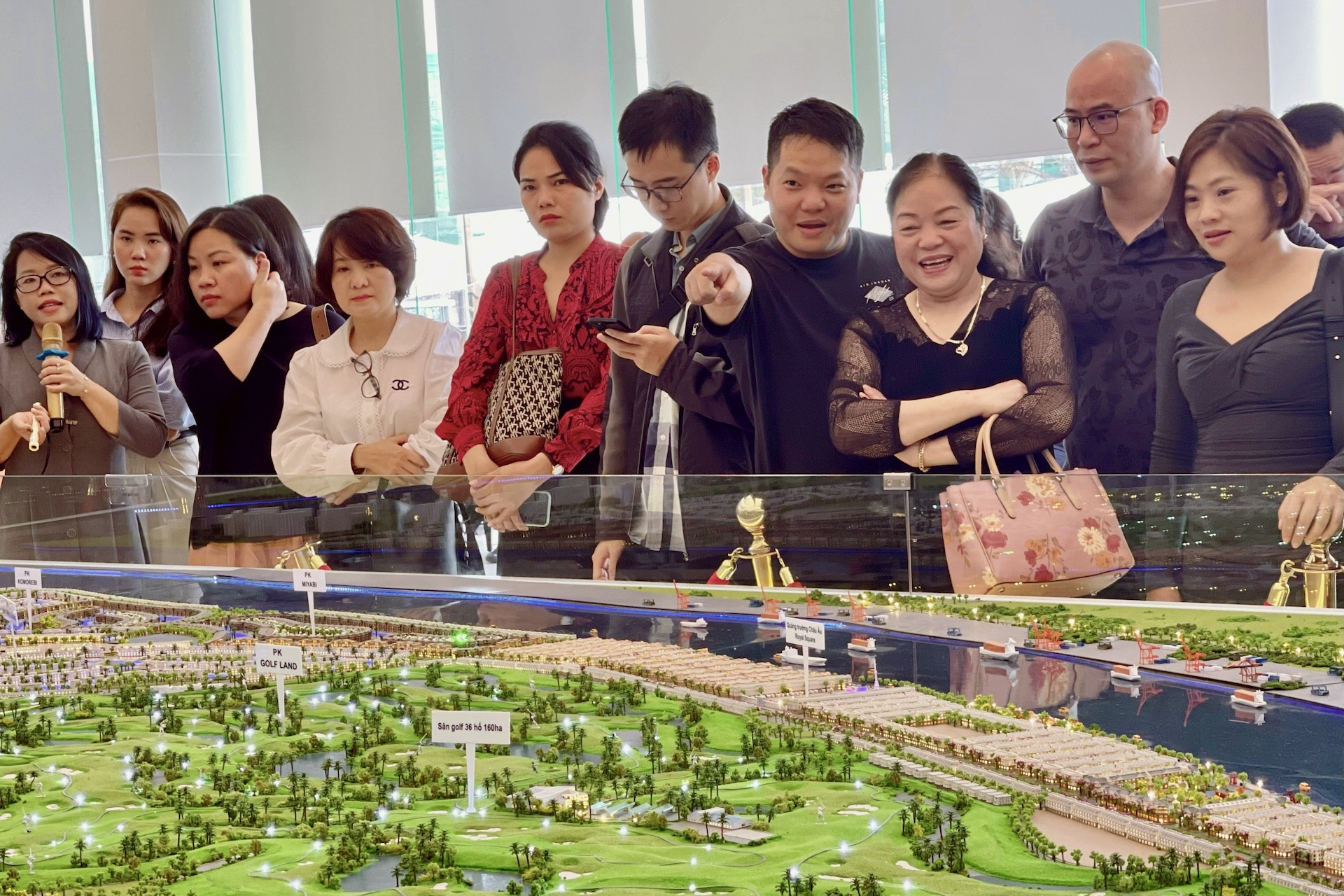 Từ 2026, thí điểm trung tâm 'một cửa' cho mọi thủ tục bất động sản