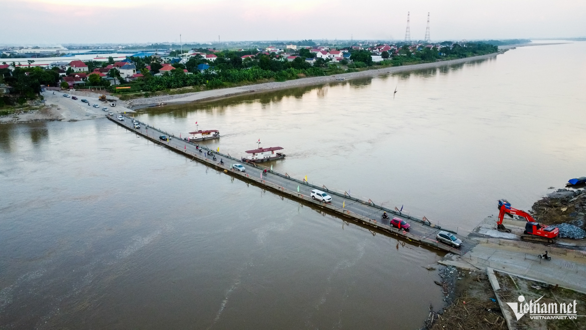 W-OK OK Cầu Phao.jpg