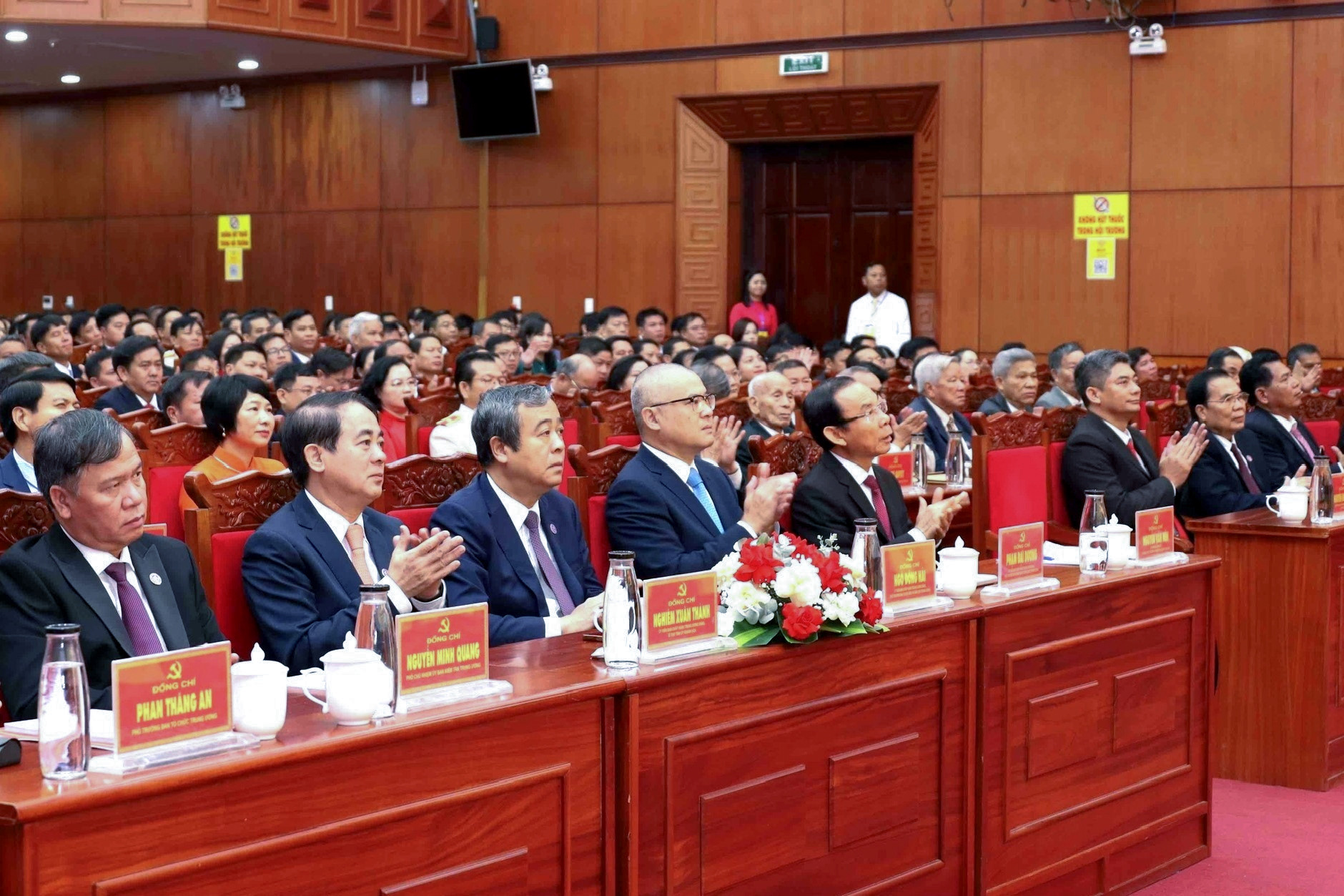 z7064686485725 9fb62cf7f040efee4eeda7660c00a9bc 1435.jpg