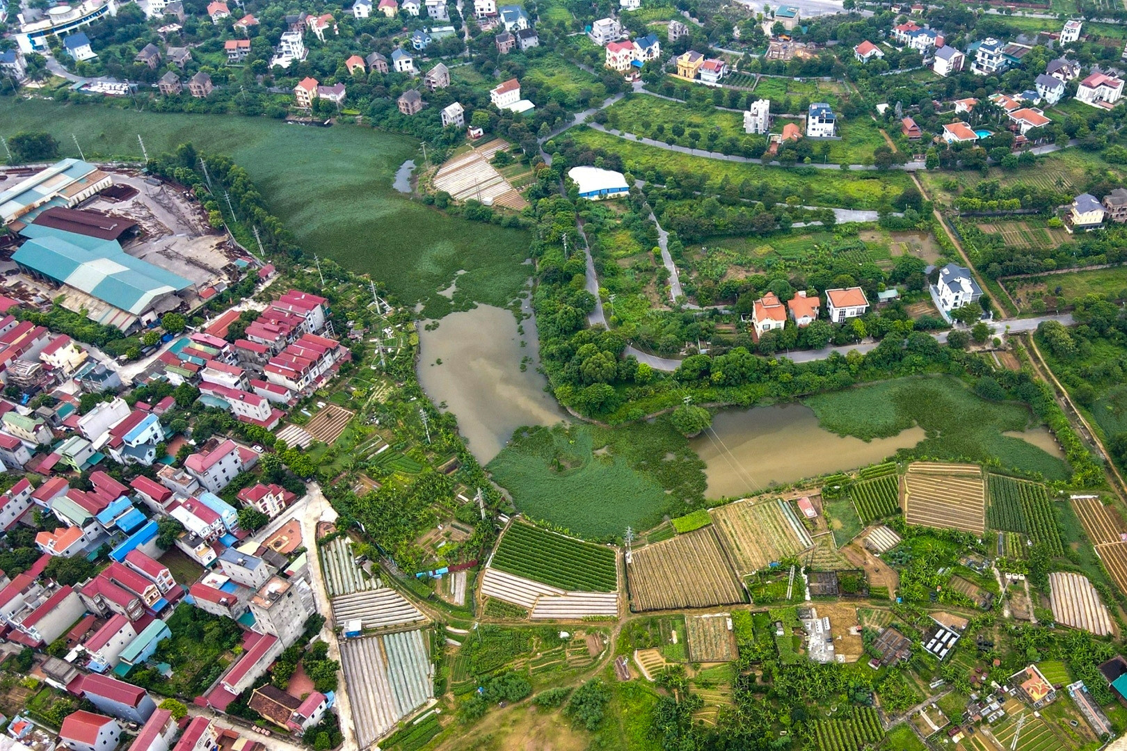 Hồ sơ đất đai ở địa phương đang xử lý kiểu “nửa cơm, nửa điện”