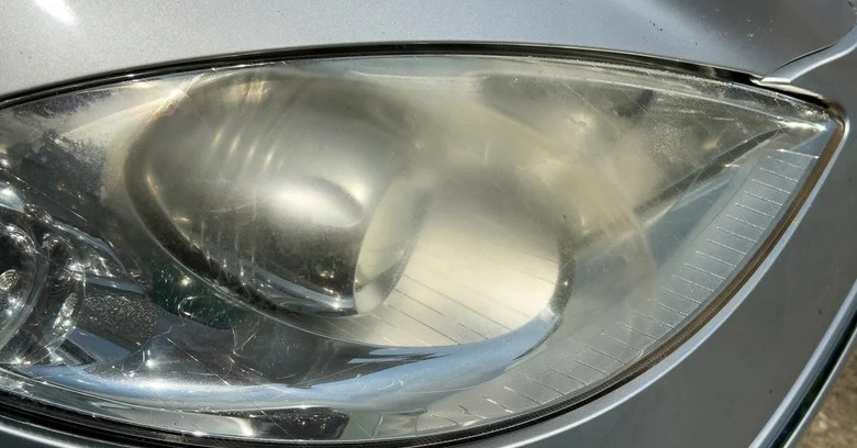 Làm sạch đèn pha ô tô bị mờ chỉ bằng một loại quả quen thuộc giá 15.000 đồng/kg