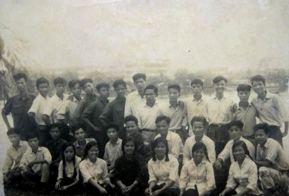 Mưa đỏ: Chiến thắng của sự thật, của lòng trắc ẩn