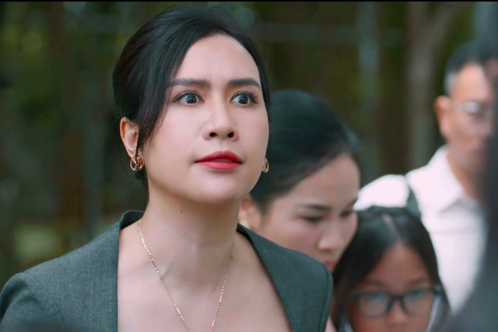 Thiếu tá công an Trúc Mai sốc trước sự bức xúc cực độ của khán giả VTV