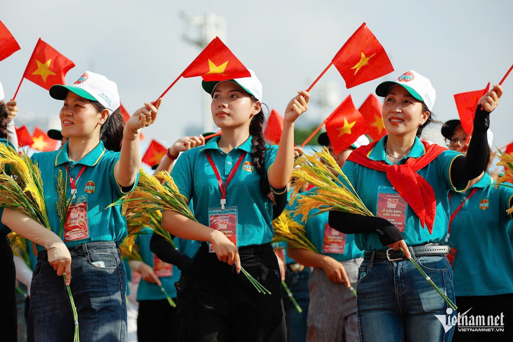 Từ dân số vàng đến khát vọng quốc gia thu nhập cao