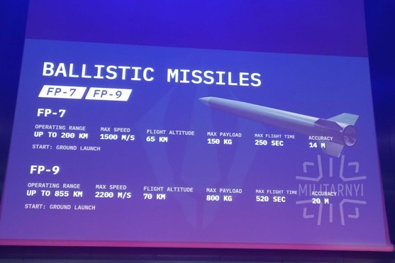 Ukraine có tên lửa đạn đạo mới, ông Trump thừa nhận khó giải quyết xung đột