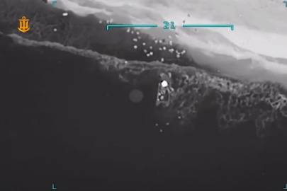 Video UAV Ukraine tập kích xuồng cao tốc, nhiều binh sĩ Nga thương vong