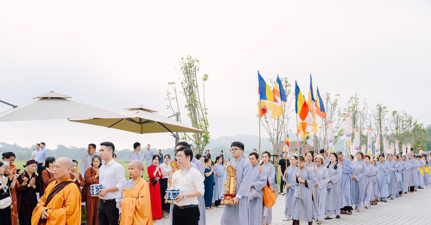 Đại lễ Vu Lan tại Công viên Thiên Đường: Hơn 1.500 người hướng tâm báo hiếu