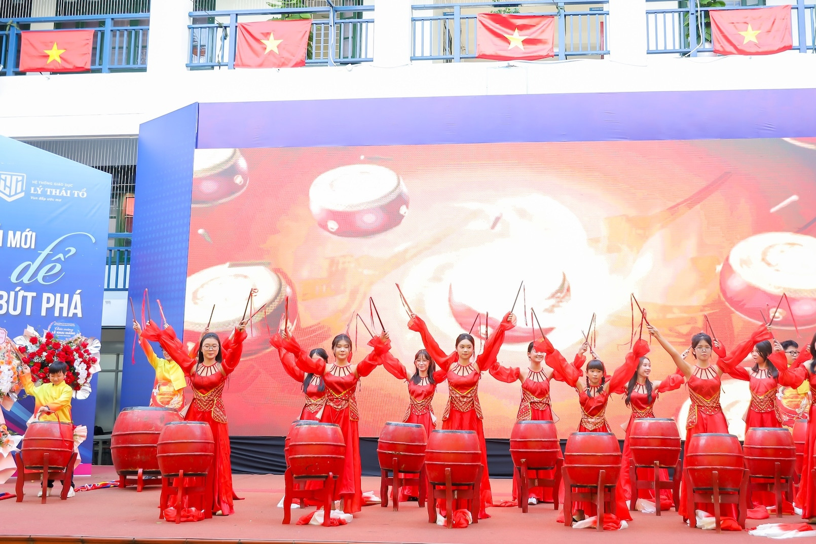 Dấu ấn sáng tạo trong lễ khai giảng tại Hệ thống giáo dục Lý Thái Tổ