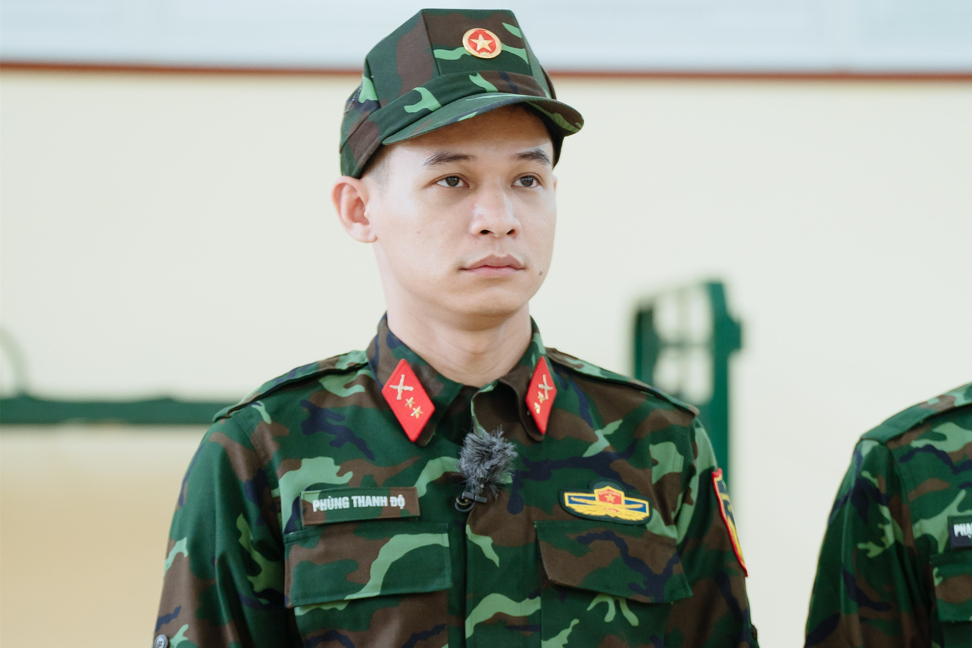 Độ Mixi hút shisha và văng tục, chương trình 'Sao nhập ngũ' nên cắt sóng?