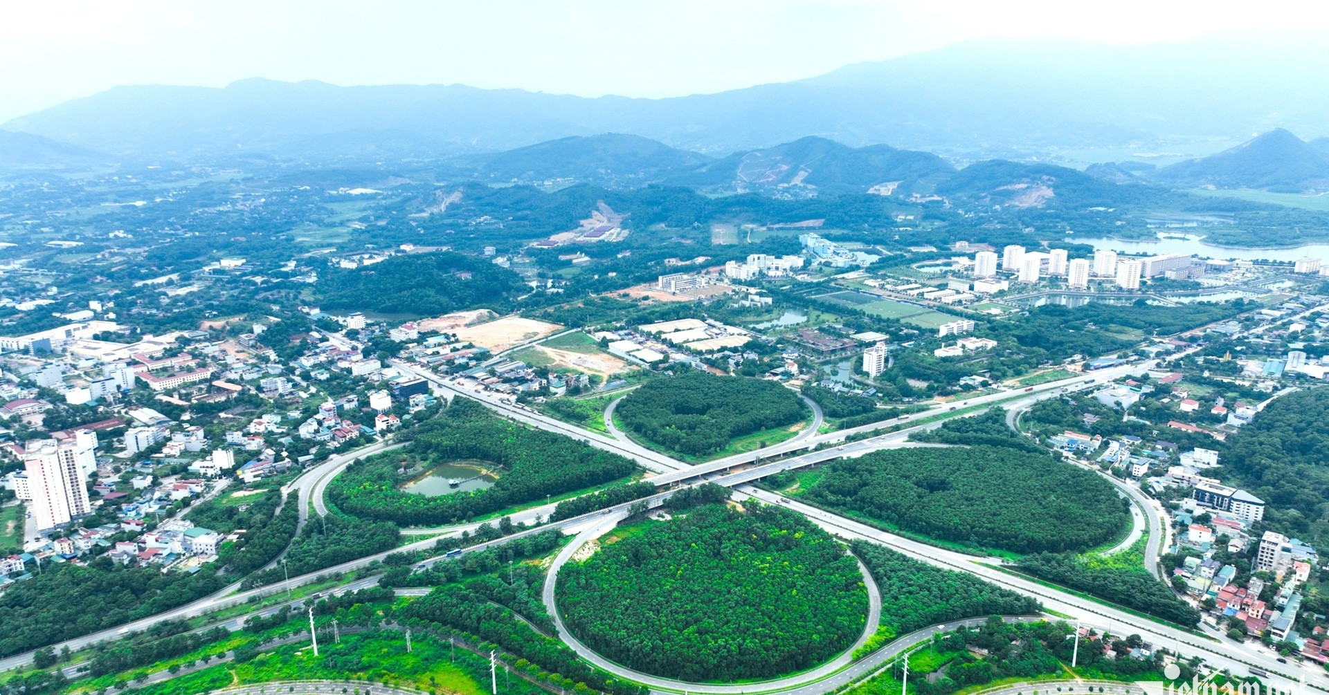 Dự án xây dựng bệnh viện có được miễn tiền thuê đất?